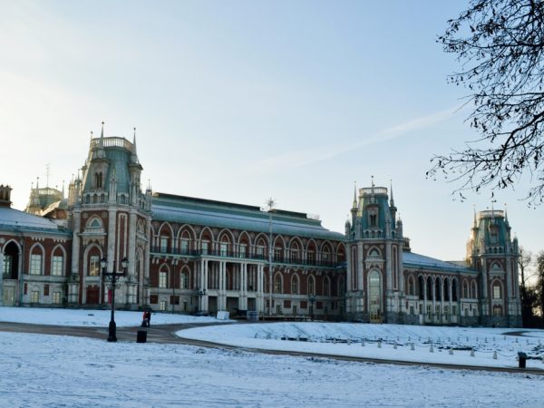 Москва Weekly: выставка Кирилла Доешвили &laquo;Хрустальное солнцестояние в&nbsp;треугольнике двух ветров&raquo;, презентация новой книги искусствоведа Алины Аксеновой и&nbsp;фестиваль &laquo;Орган в&nbsp;Пушкинском музее&raquo;