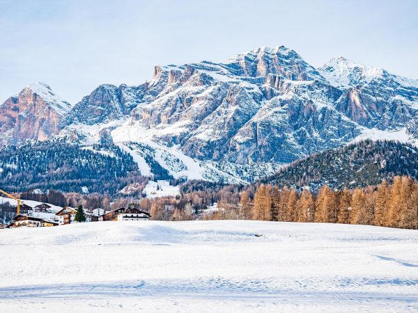 Travel-дайджест: концерт Андреа Бочелли на&nbsp;церемонии открытия Олимпийских игр в&nbsp;Италии, церемония Asia&rsquo;s 50&nbsp;Best Restaurants 2026&nbsp;в Гонконге и&nbsp;новый музей в&nbsp;Узбекистане