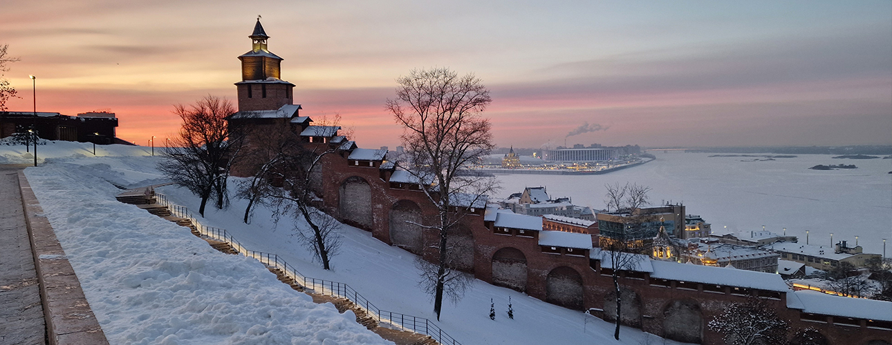 Что смотреть в&nbsp;Нижнем Новгороде: библейские офорты Марка Шагала в&nbsp;&laquo;Арсенале&raquo;, опера &laquo;Орфей и&nbsp;Эвридика&raquo; в&nbsp;Пакгаузах и&nbsp;560 ступеней по&nbsp;Чкаловской лестнице