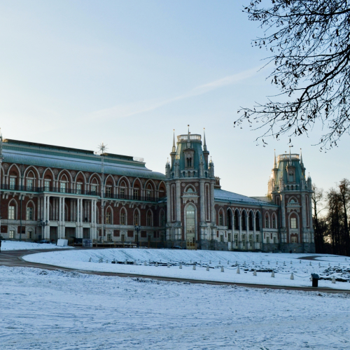 Москва Weekly: выставка Кирилла Доешвили &laquo;Хрустальное солнцестояние в&nbsp;треугольнике двух ветров&raquo;, презентация новой книги искусствоведа Алины Аксеновой и&nbsp;фестиваль &laquo;Орган в&nbsp;Пушкинском музее&raquo;