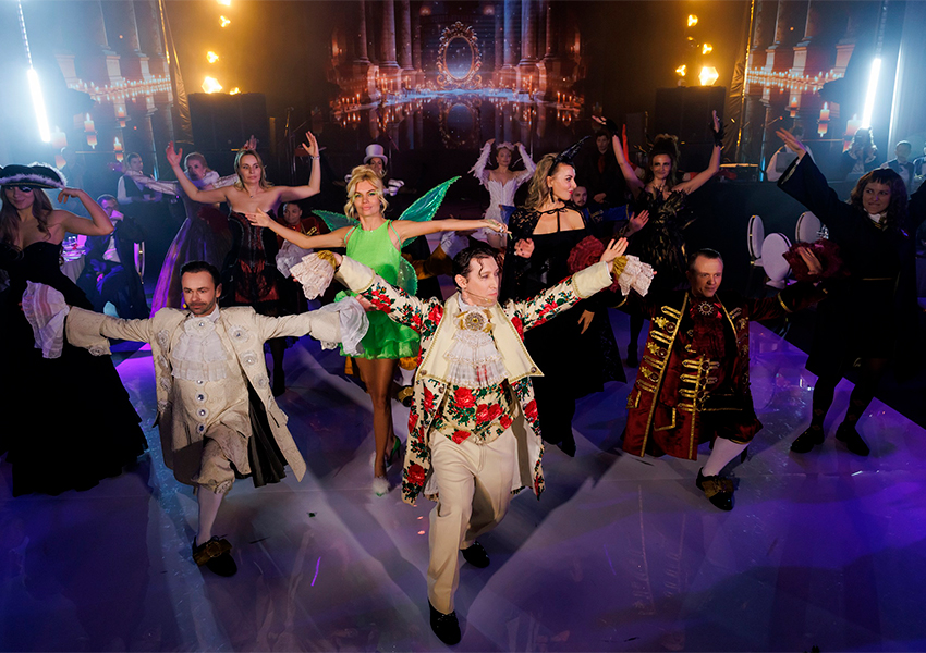 Светский backstage: бал в замке Белоснежки — день рождения Юлианны Винер