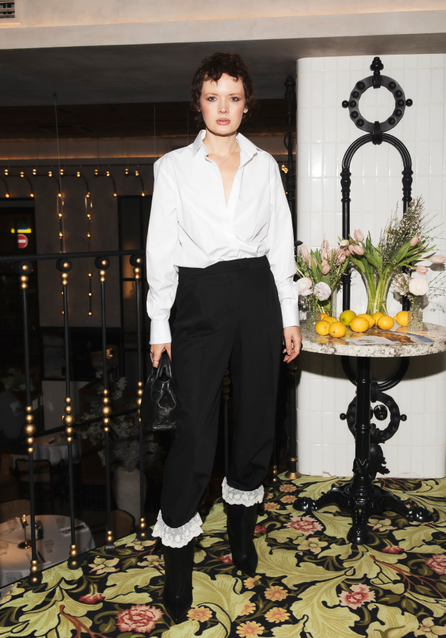 Инна Комбарова 