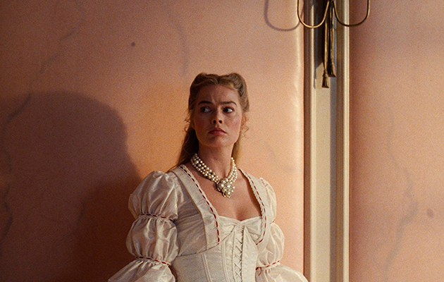 Как устроена сюрреалистическая вселенная нового «Грозового перевала» Эмиральд Феннел