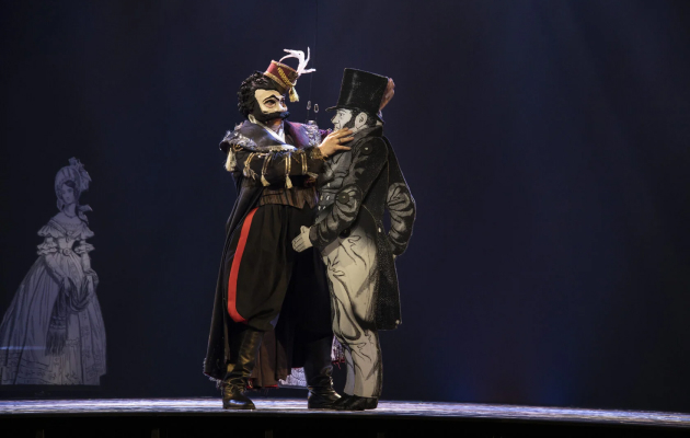 Киноверсия спектакля «Мертвые души» Театра имени Вахтангова