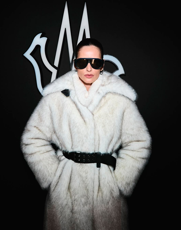 Изабель Гулар