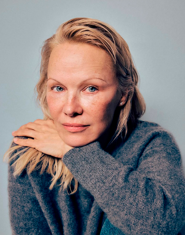 Как менялся стиль Памелы Андерсон