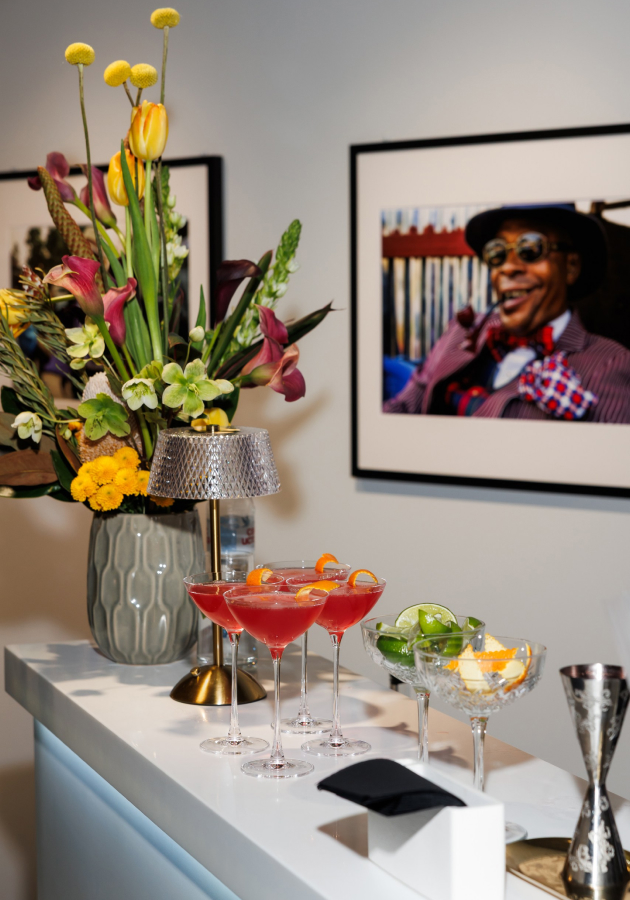 Открытие выставки африканских фотографов «Пижоны» Малика Сидибе и Бодуэна Муанда в Центре визуальной культуры Béton