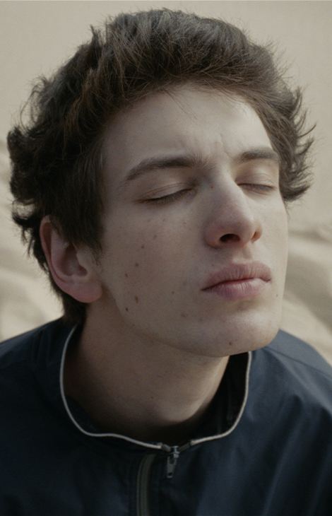 Кино Posta: Марк Эйдельштейн мечтает о&nbsp;звездах в&nbsp;трейлере фильма &laquo;Космос засыпает&raquo;