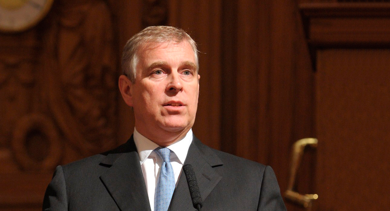 Брат короля Великобритании Эндрю Маунтбеттен-Виндзор задержан по «делу Эпштейна»