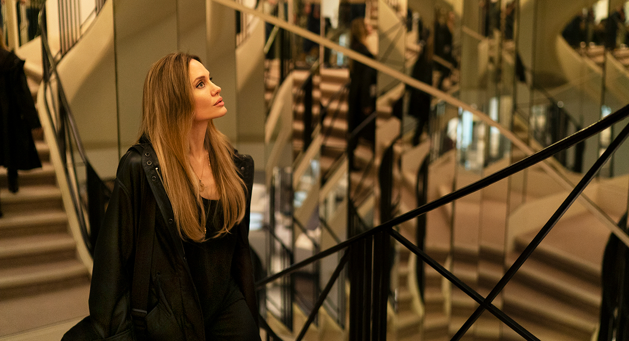 Трейлер мелодрамы «Кутюр»