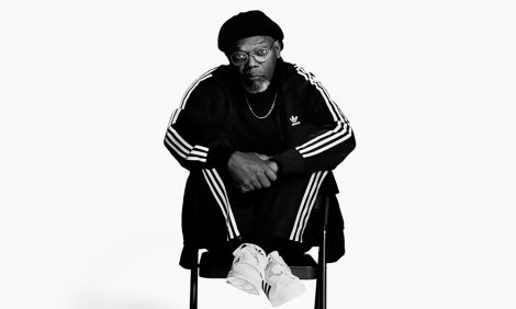 Fashion Digest: показ Masterpeace по&nbsp;мотивам прозы Довлатова, часы в&nbsp;честь китайского Нового года и&nbsp;Кристи Тарлингтон в&nbsp;мини-фильме Ferragamo