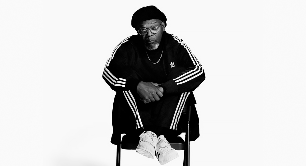 Fashion Digest: показ Masterpeace по мотивам прозы Довлатова, часы в честь китайского Нового года и Кристи Тарлингтон в мини-фильме Ferragamo