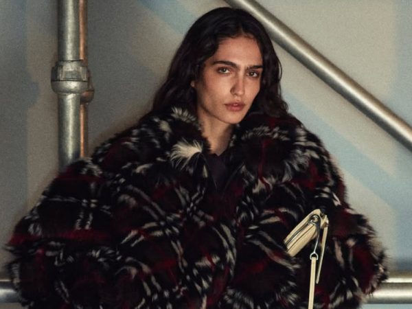 Fashion Digest: шоу Burberry в&nbsp;Лондоне, тема бала Института костюма и&nbsp;свежие коллаборации из&nbsp;мира моды, искусства и&nbsp;спорта