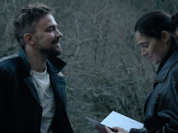 Posta Сериалы: кадры со&nbsp;съемок триллера &laquo;После Фишера. Инквизитор&raquo;&nbsp;&mdash; в&nbsp;главных ролях Александр Петров, Юлия Снигирь и&nbsp;Полина Гухман