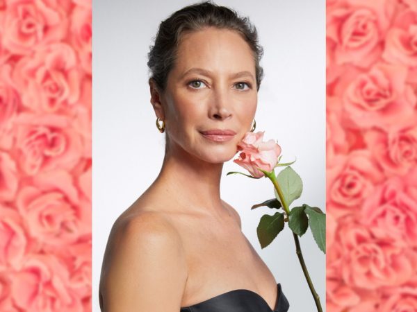 Возраст — всего лишь цифра: 57-летняя Кристи Тарлингтон стала глобальным амбассадором Lancôme и рассказала о своих ритуалах красоты