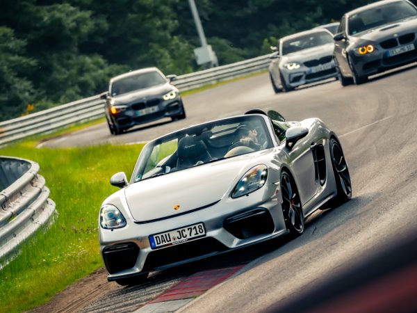 Автопутешествие с&nbsp;Яном Коомансом: мой 21-летний путь к&nbsp;покорению трассы Нюрбургринга Нордшляйфе