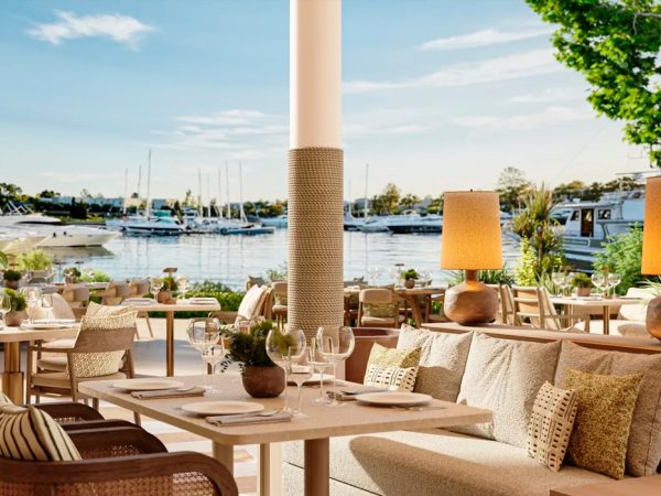 Travel-дайджест: Лунный Новый год в&nbsp;Гонконге, сафари на&nbsp;снегоходе в&nbsp;Италии и&nbsp;дорога паломников возрастом более 2000 лет в&nbsp;Израиле