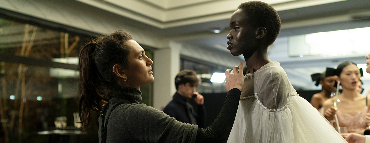 Кино Posta: смотрим трейлер мелодрамы &laquo;Кутюр&raquo; с&nbsp;Анджелиной Джоли и&nbsp;Луи Гаррелем