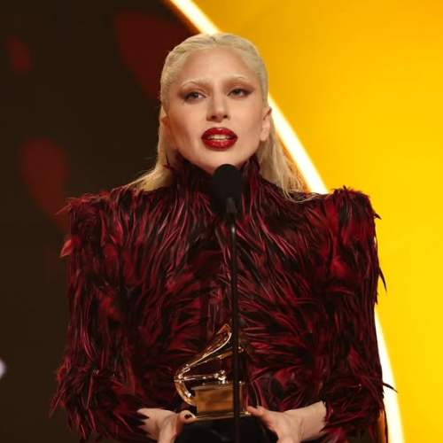 Триумф Кендрика Ламара и&nbsp;Леди Гаги, &laquo;голый&raquo; номер Джастина Бибера и&nbsp;политические протесты: как прошла церемония &laquo;Грэмми-2026&raquo;