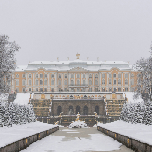 ПитерWeekly: премьера спектакля &laquo;Ревизор с&nbsp;продолжением&raquo; в&nbsp;Александринском театре, спектакль &laquo;Пять женщин, предавшихся любви&raquo; и&nbsp;концерт Toxi$