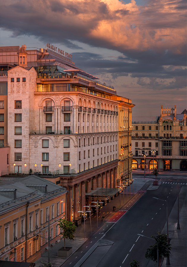 Ararat Park Hyatt Moscow приглашает на праздничный бранч в ресторане The Park