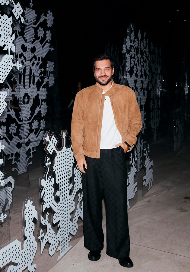 Павел Бобров