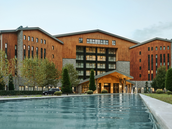 Эффект аутофагии: как я&nbsp;провела каникулы в&nbsp;Chenot Palace Gabala и&nbsp;почему 850 калорий&nbsp;&mdash; это &laquo;новый черный&raquo;