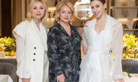Коллабы-2026: Кристина Кретова, Юлия Карасева (&laquo;Сенсави&raquo;) и&nbsp;Татьяна Сабуренкова презентовали совместный проект на&nbsp;стыке красоты и&nbsp;гастрономии