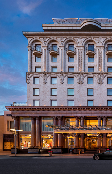 8&nbsp;Марта в&nbsp;отеле: сценарии праздника для тех, кто остается в&nbsp;городе