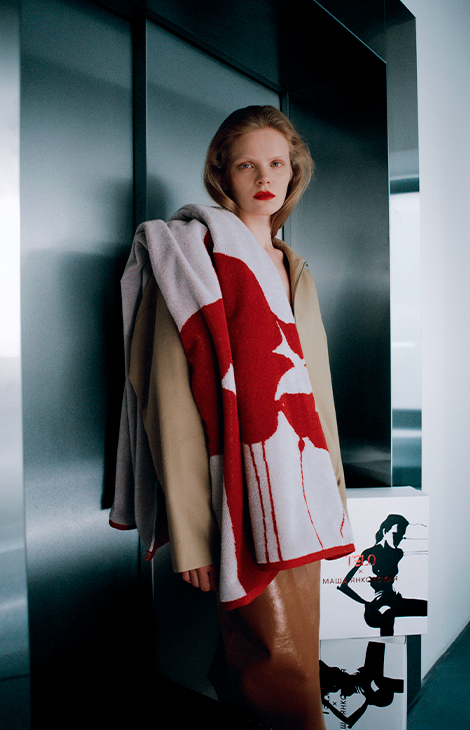 Мода. Дайджест недели: показ Schiaparelli в&nbsp;Париже, украшения с&nbsp;Байкала и&nbsp;коллаб бренда TELO с&nbsp;художницей Машей Янковской