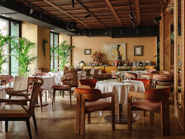 Едим не&nbsp;дома: день рождения El&nbsp;Pimpi, путешествие во&nbsp;времени в&nbsp;&laquo;ЦДЛ&raquo; и&nbsp;завтраки в&nbsp;MODUS