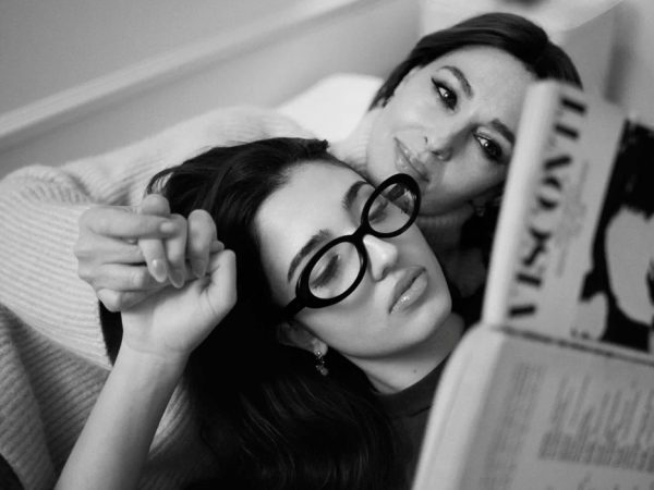 Младшая дочь Венсана Касселя и&nbsp;Моники Беллуччи&nbsp;&mdash; на&nbsp;обложке Vogue Italia