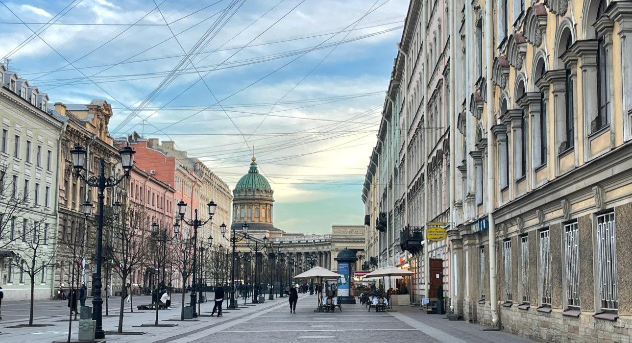 Питер Weekly: спектакль «Воскресение» покажут в Александринском театре, выставка «Благословение Афродиты» в Эрмитаже и фестиваль электронной музыки «ТАЙМОФНАЙТ 2026»