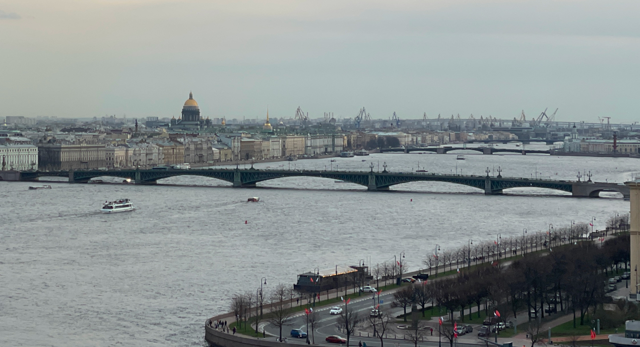 Питер Weekly: премьера спектакля «Золотой ключик или…», выставка «Феноменология экстаза» и новый ресторан «Таможня»