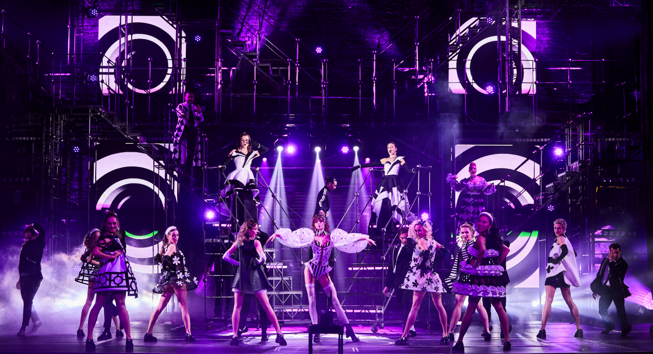 «Повелитель грез. Иллюзия/Illusio» в Ленинград Центре — самое модное шоу весны