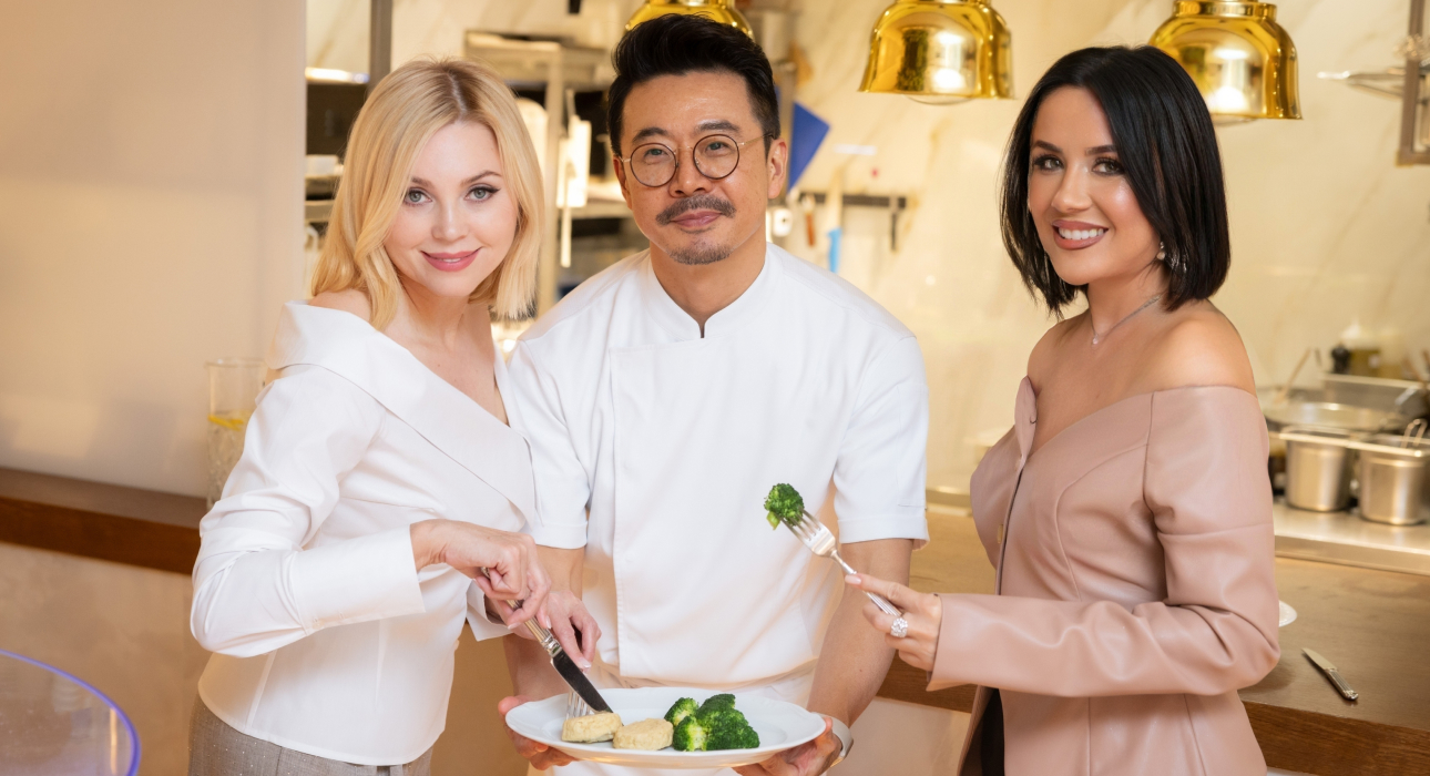 Юлия Карасева, владелец и шеф ресторана Stay Санг Кеун Оух, Адель Бикулова