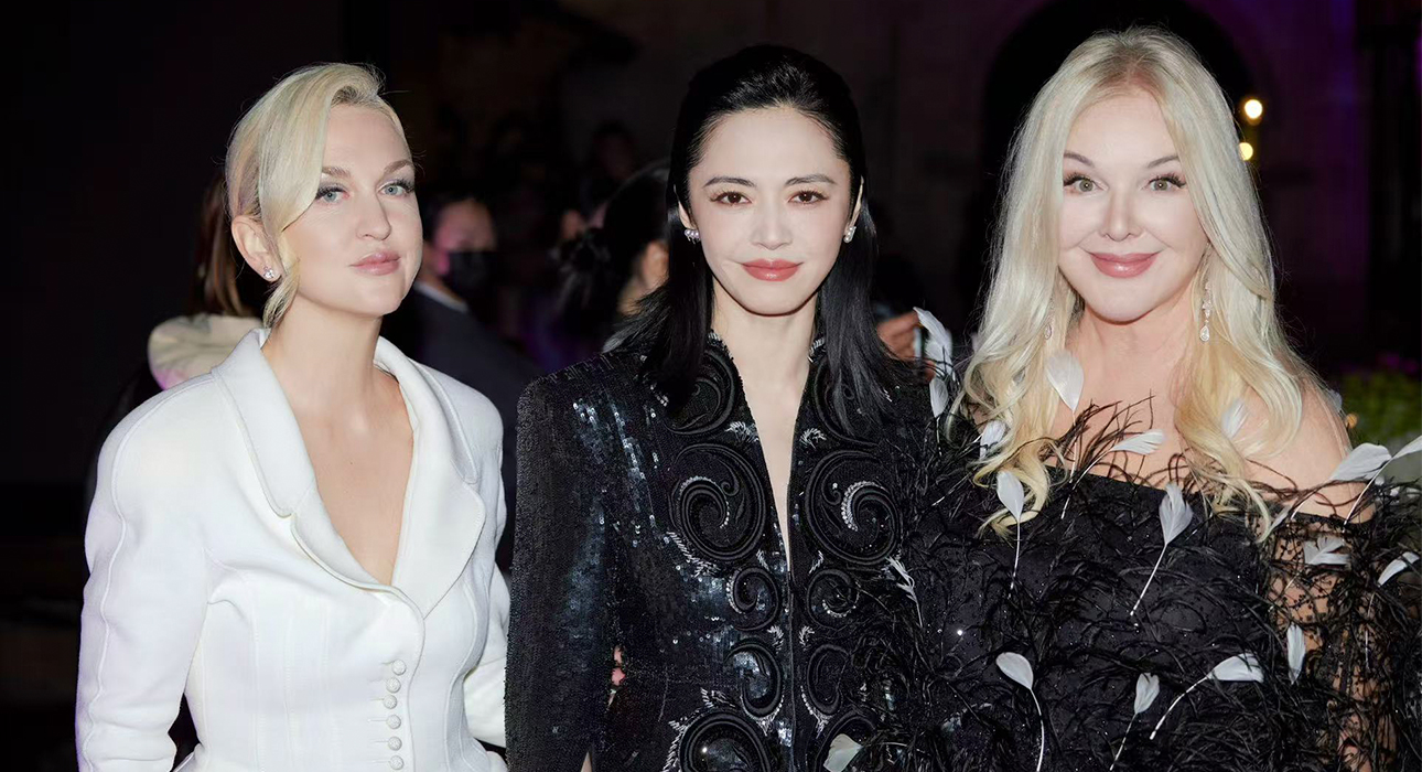 Дарья Янина, Яо Чень и Юлия Янина