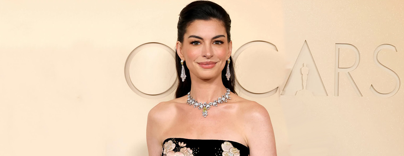 Фотоувеличение с&nbsp;Дианой Джанелли: разбираем лучшие ювелирные образы звезд с&nbsp;церемонии &laquo;Оскар-2026&raquo;