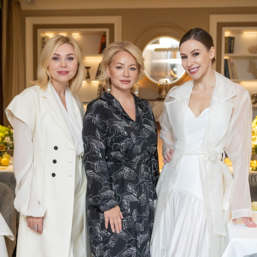 Коллабы-2026: Кристина Кретова, Юлия Карасева (&laquo;Сенсави&raquo;) и&nbsp;Татьяна Сабуренкова презентовали совместный проект на&nbsp;стыке красоты и&nbsp;гастрономии