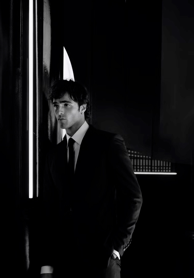 Джейкоб Элорди — новое лицо аромата Bleu de Chanel