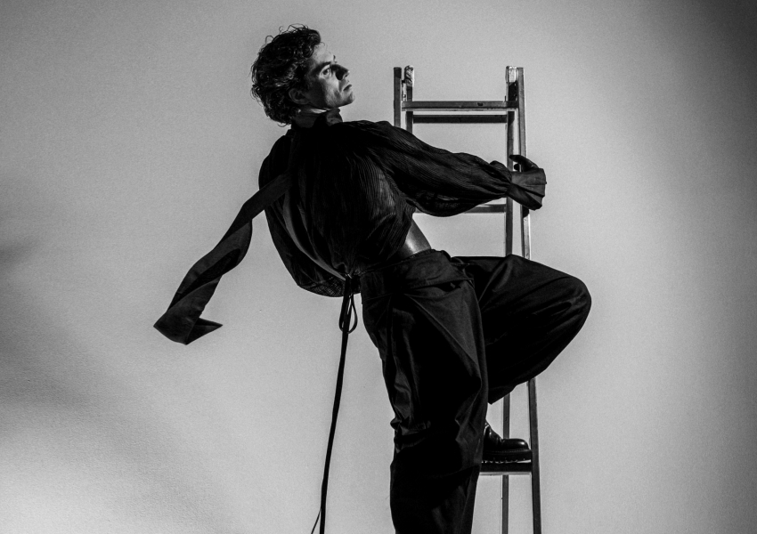 Премьер Большого театра Игорь Цвирко