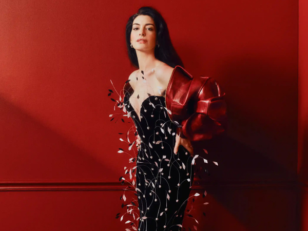 Журнал People назвал Энн Хэтэуэй самой красивой женщиной года