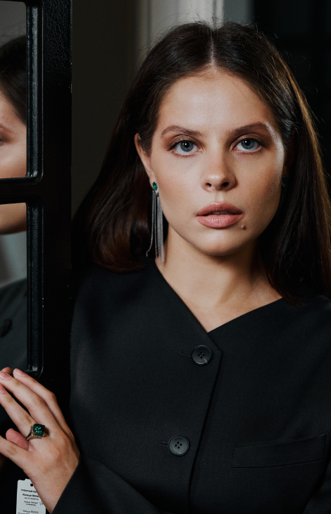 Встречный вопрос с&nbsp;Георгием Перадзе: звезда остросюжетной драмы &laquo;На&nbsp;льду&raquo; Ангелина Пахомова&nbsp;&mdash; о&nbsp;профессии, танцах&nbsp;и... компульсивном переедании