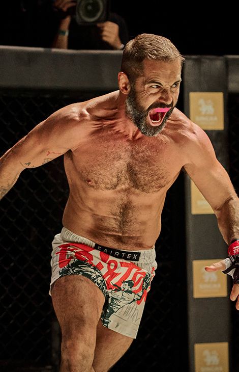 &laquo;Бой со&nbsp;зверем&raquo;: Рассел Кроу и&nbsp;Люк Хемсворт&nbsp;&mdash; в&nbsp;спортивной драме о&nbsp;мире смешанных боевых искусств