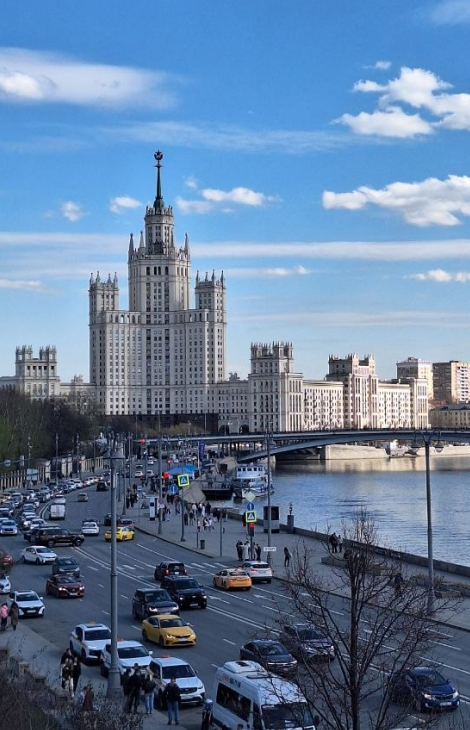 Москва Weekly: пятый выпуск ярмарки современного искусства |catalog|, премьера спектакля &laquo;Скучная история&raquo; в&nbsp;Театре Маяковского и&nbsp;весенний маркет &laquo;Мосвинтаж&raquo;