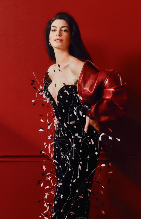 Журнал People назвал Энн Хэтэуэй самой красивой женщиной года