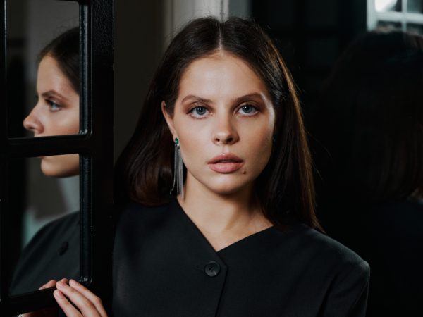 Встречный вопрос с&nbsp;Георгием Перадзе: звезда остросюжетной драмы &laquo;На&nbsp;льду&raquo; Ангелина Пахомова&nbsp;&mdash; о&nbsp;профессии, танцах&nbsp;и... компульсивном переедании