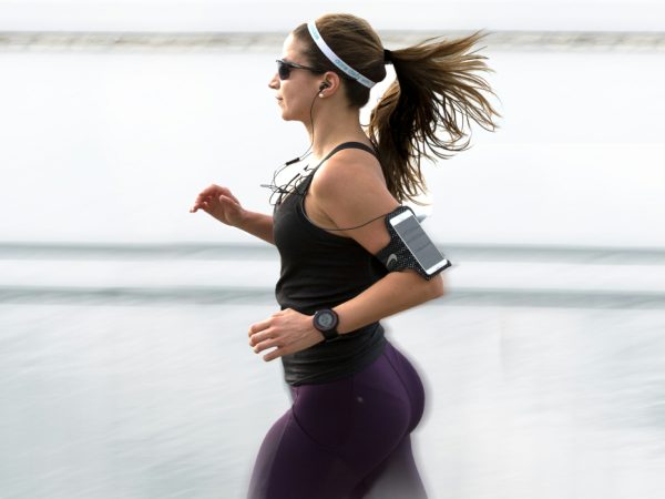 Качество жизни с Татьяной Азатян: устройство для регуляции стресса, умная одежда, дыхательные тренажеры и другие новые инструменты биохакинга