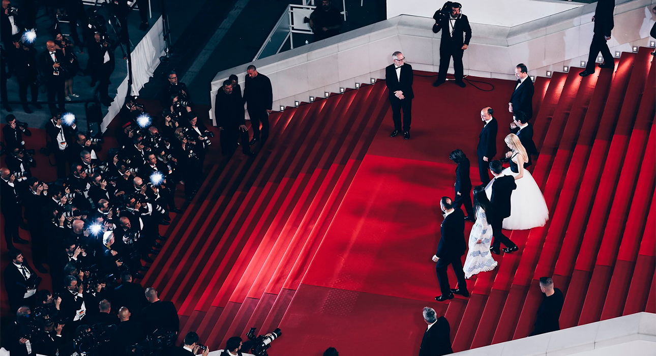 Красная дорожка Каннского кинофестиваля (фото: Christophe Bouillon / FDC)