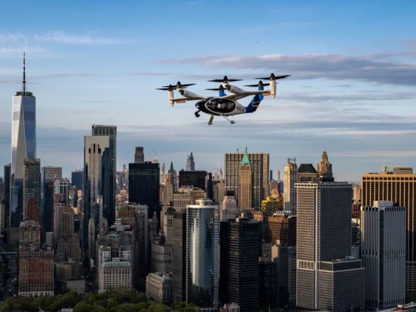 10&nbsp;минут от&nbsp;JFK до&nbsp;Манхэттена: первый тест аэротакси над Нью-Йорком